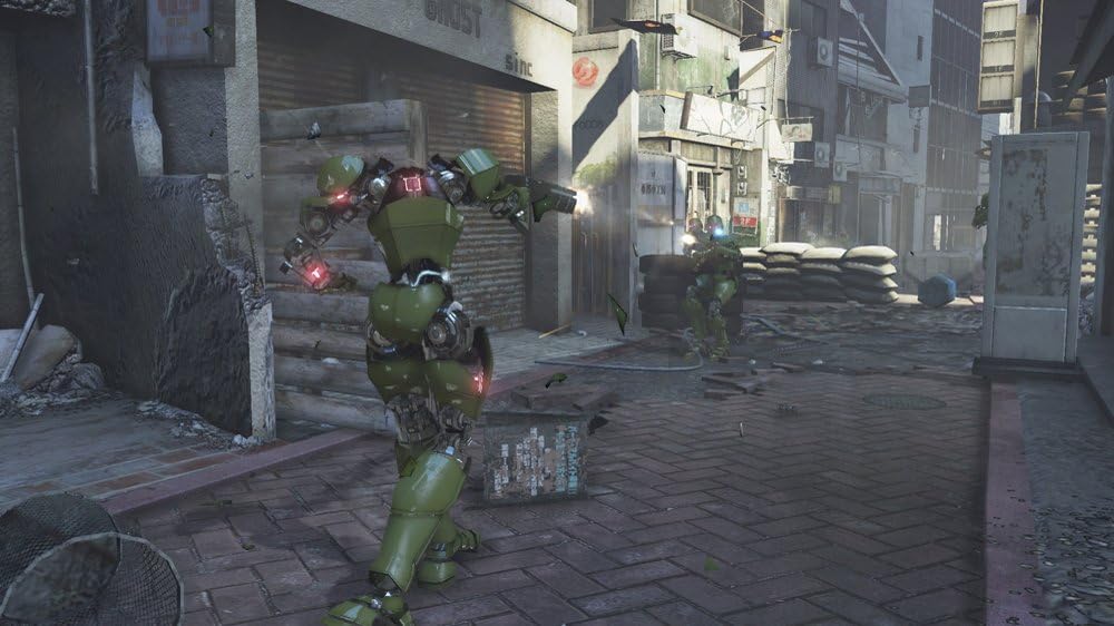 Binary Domain - Robots militares verdes en callejón urbano futurista