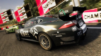 GRID Reloaded - Coches de touring en curva