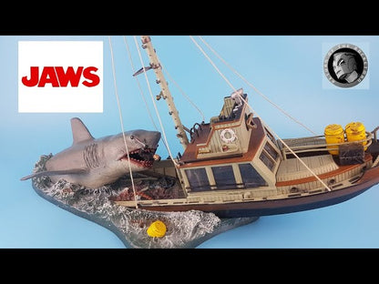 Figura Tiburón McFarlane